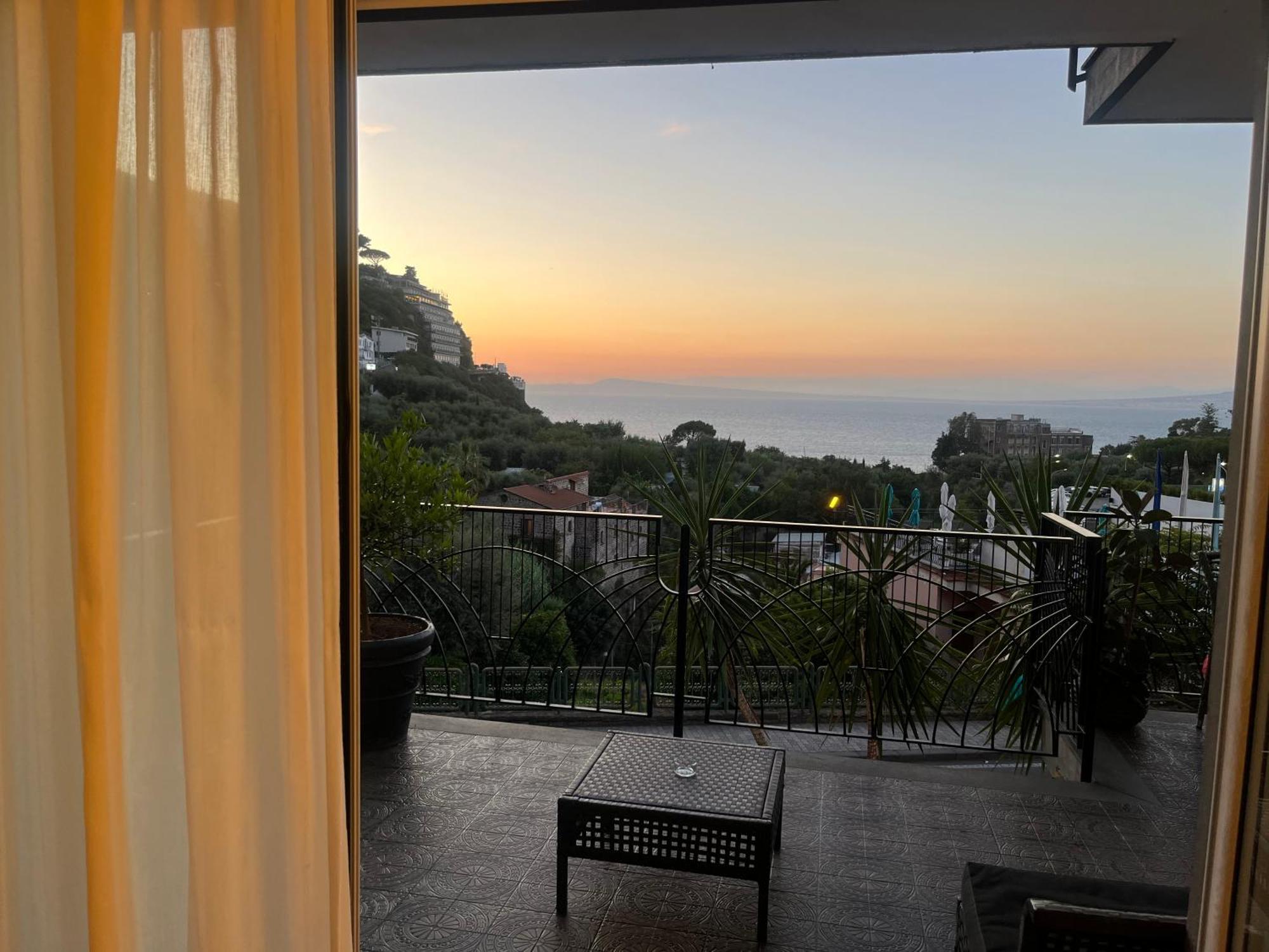 Appartamento La Conca dei Sogni Sorrento Esterno foto